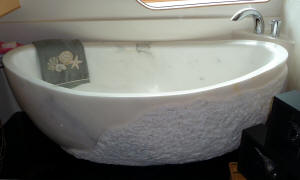 97E Sichuan marble tub